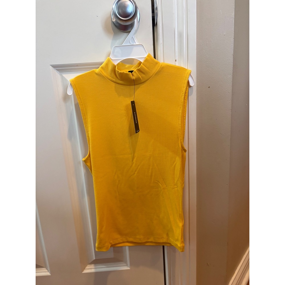Express Womens Yellow Ribbed Mock Neck Sleeveless Shell Top XS NEW 06412189‎